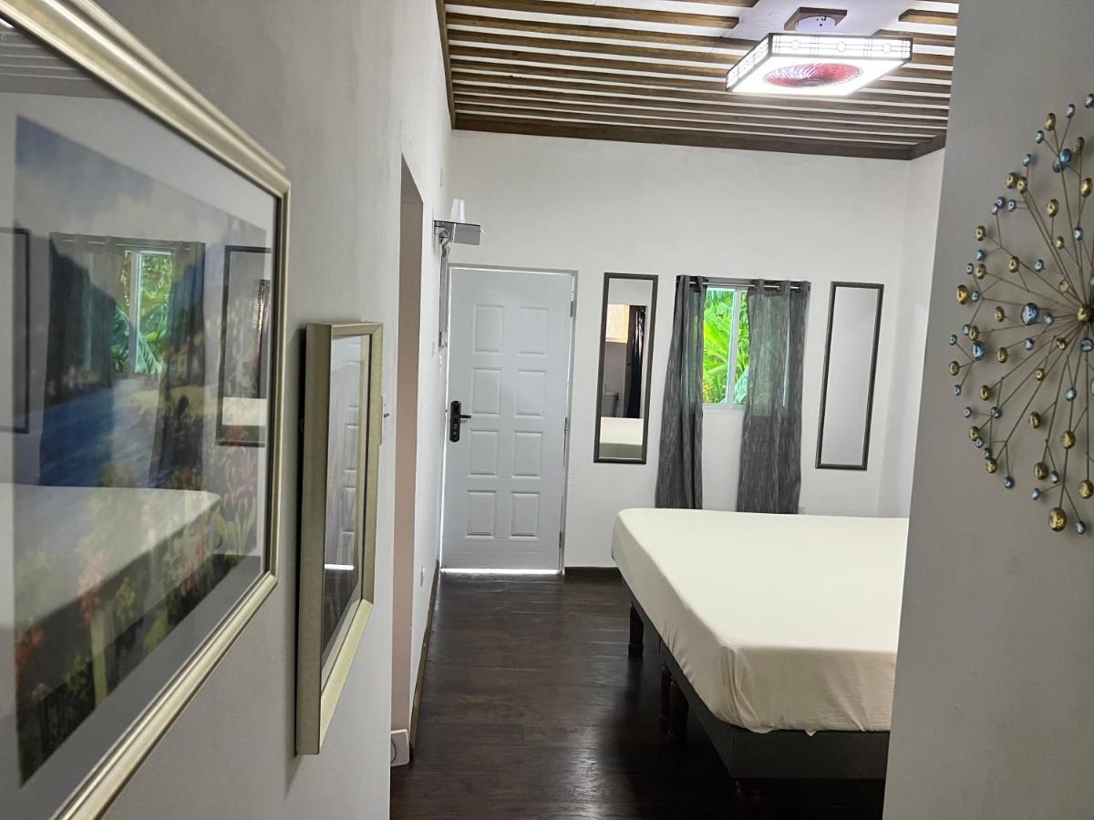 Jamaica Colors Hotel And Eco-Retreat بورت أنطونيو المظهر الخارجي الصورة